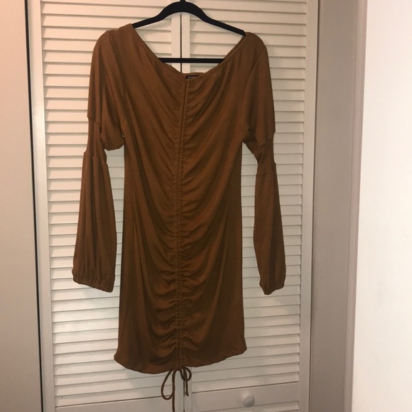 🔥Fashion Nova long sleeve mini dress 🔥🔥🔥🔥🔥🔥 - Picture 2 of 3